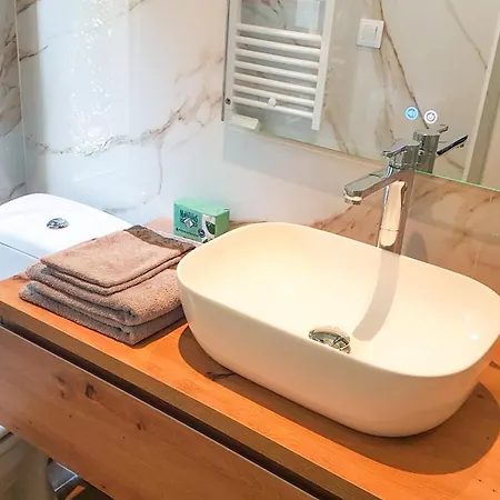 28m2 Avec Balcon, Tres Proche De La 公寓 圣罗兰度瓦