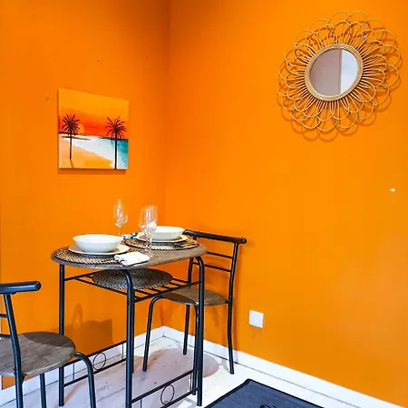 28m2 Avec Balcon, Tres Proche De La * 圣罗兰度瓦