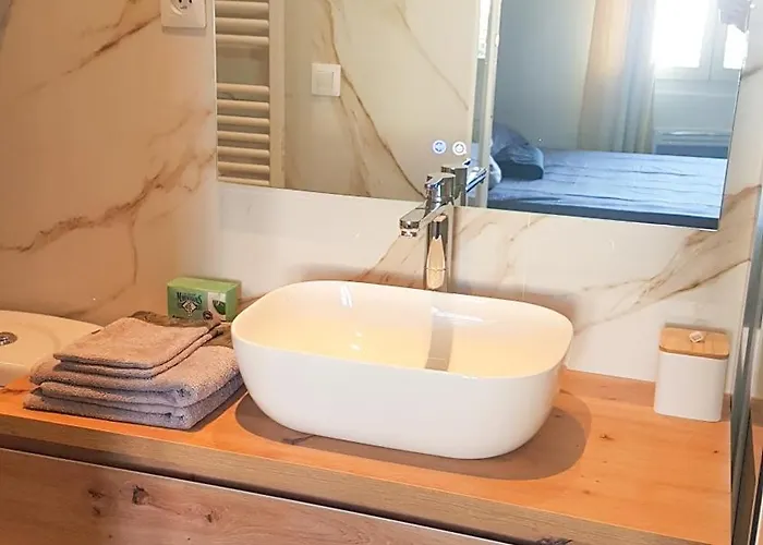 Apartamento 28m2 Avec Balcon, Tres Proche De La Saint-Laurent-du-Var